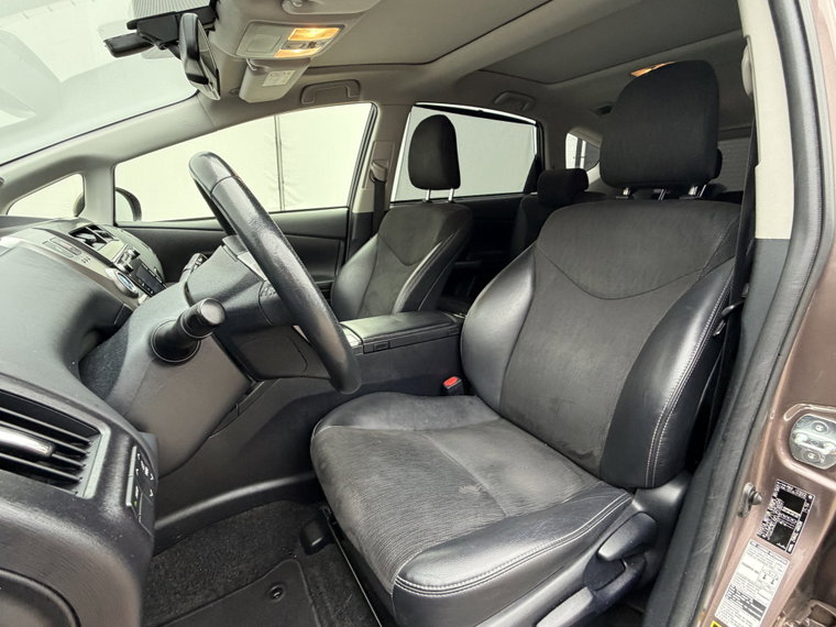 Vehicle Image 38