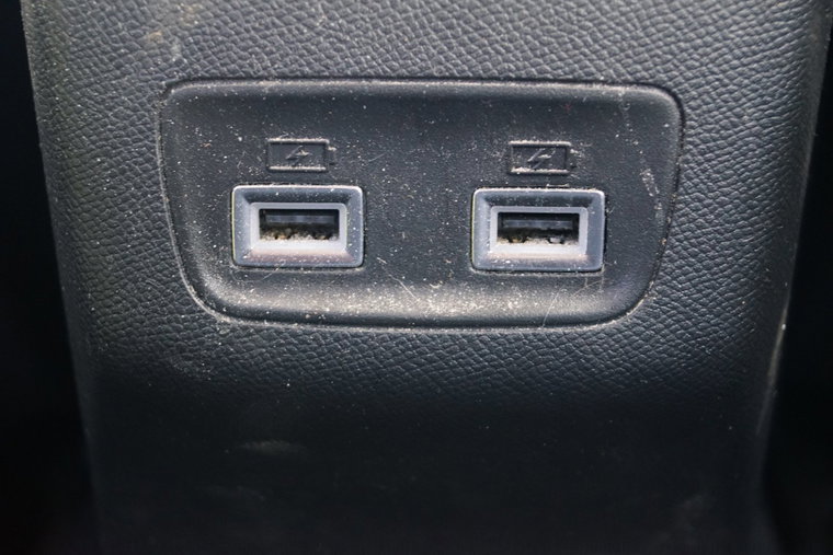 Vehicle Image 36
