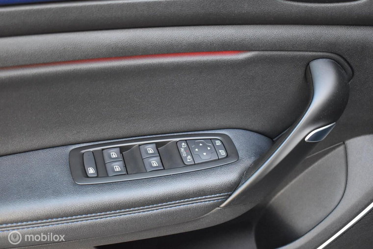 Vehicle Image 24