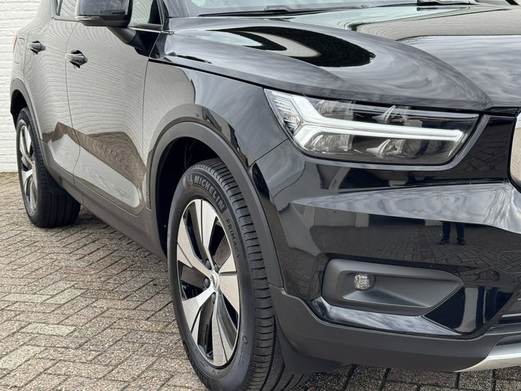 Vehicle Image 48