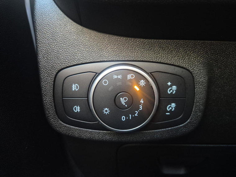 Vehicle Image 27