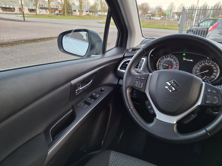 Vehicle Image 47