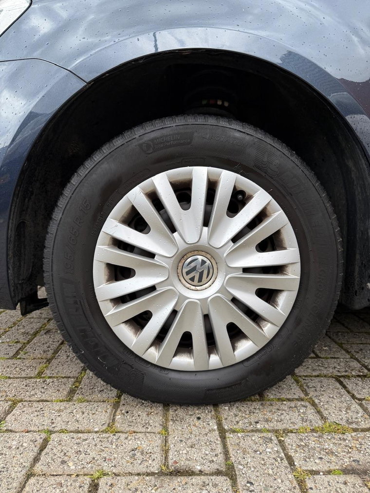 Vehicle Image 37