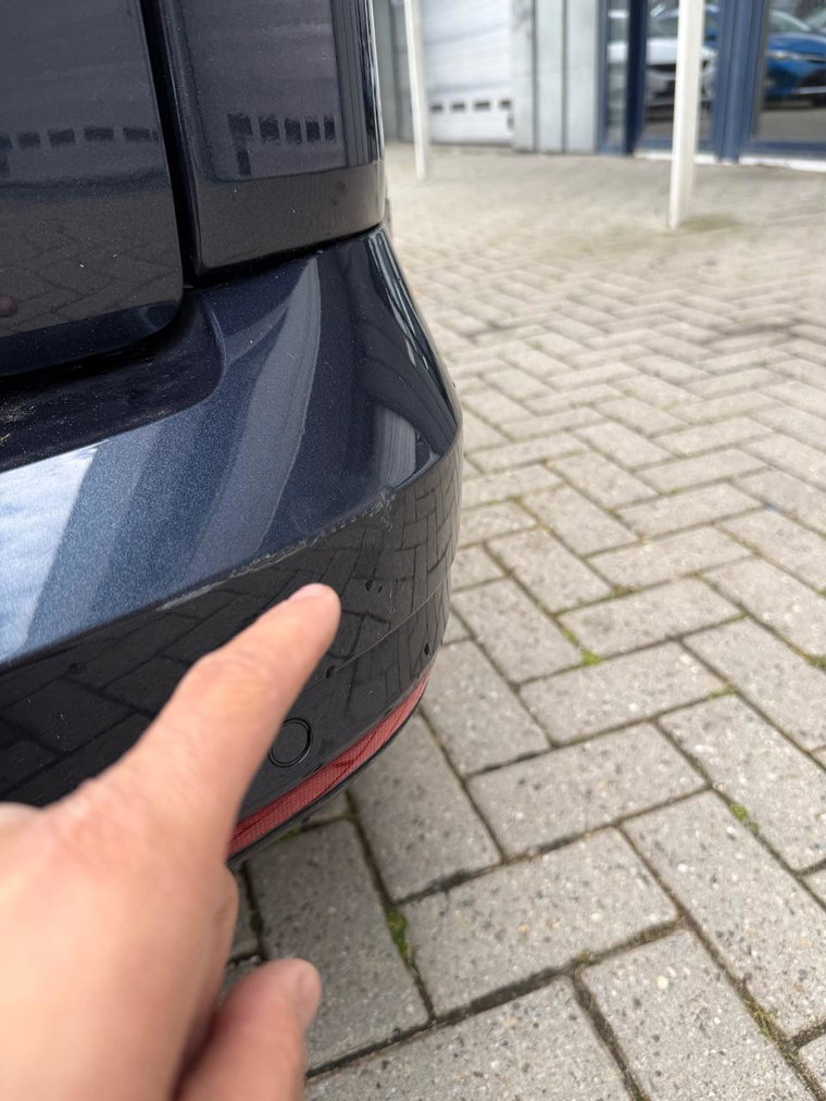 Vehicle Image 39