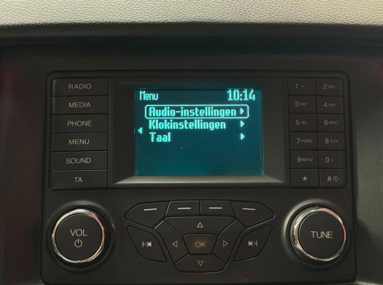 Vehicle Image 15
