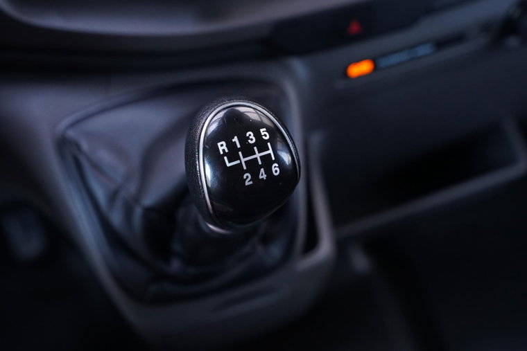 Vehicle Image 32
