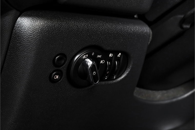 Vehicle Image 39