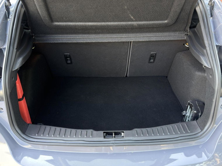 Vehicle Image 31