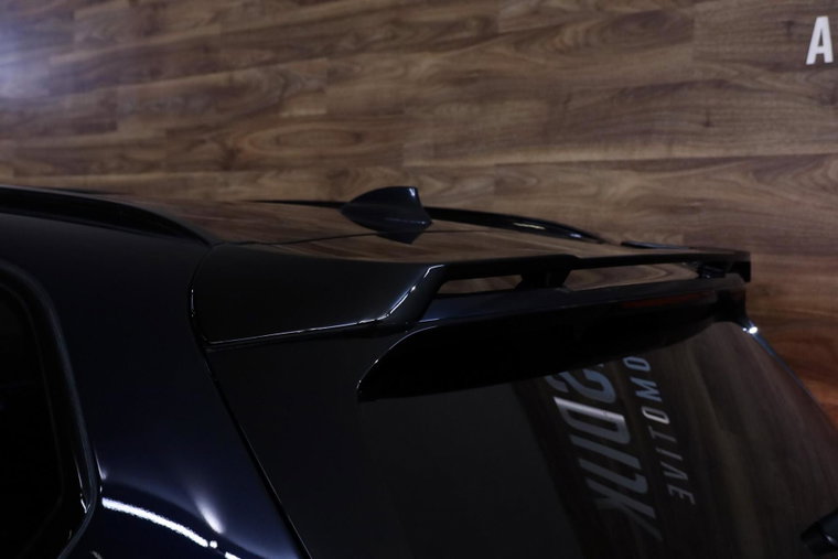 Vehicle Image 34