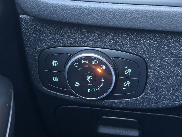 Vehicle Image 27