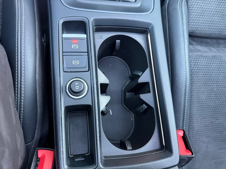 Vehicle Image 45