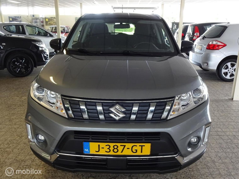 Vehicle Image 6