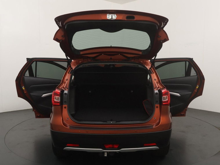 Vehicle Image 21