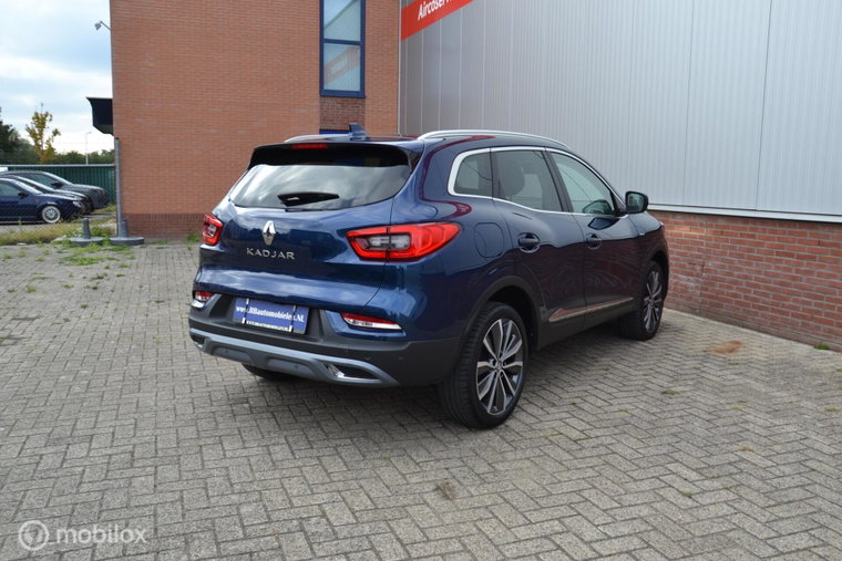 Vehicle Image 29