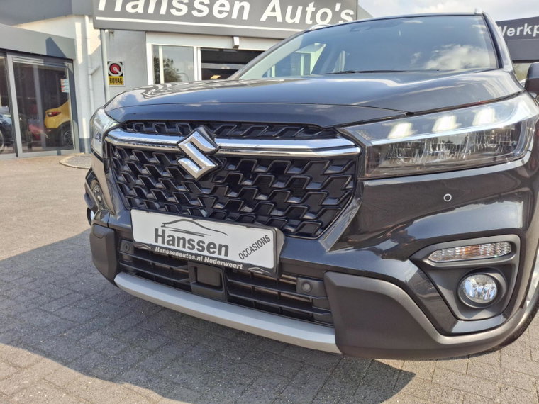 Vehicle Image 9