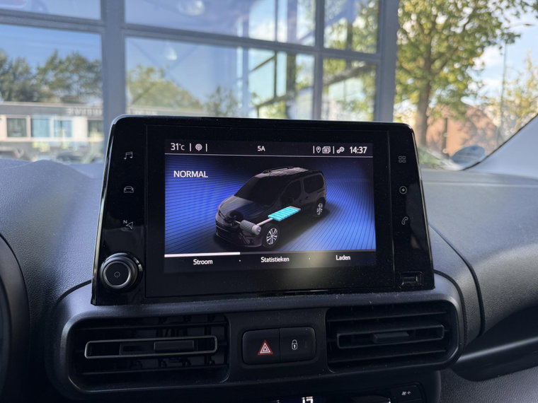Vehicle Image 27