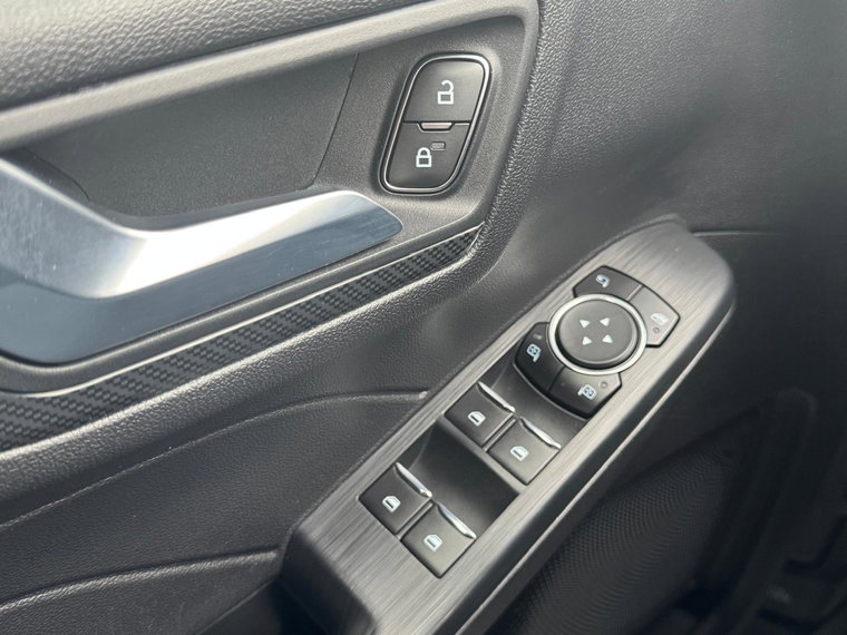 Vehicle Image 27