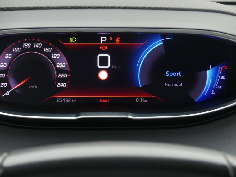 Vehicle Image 19