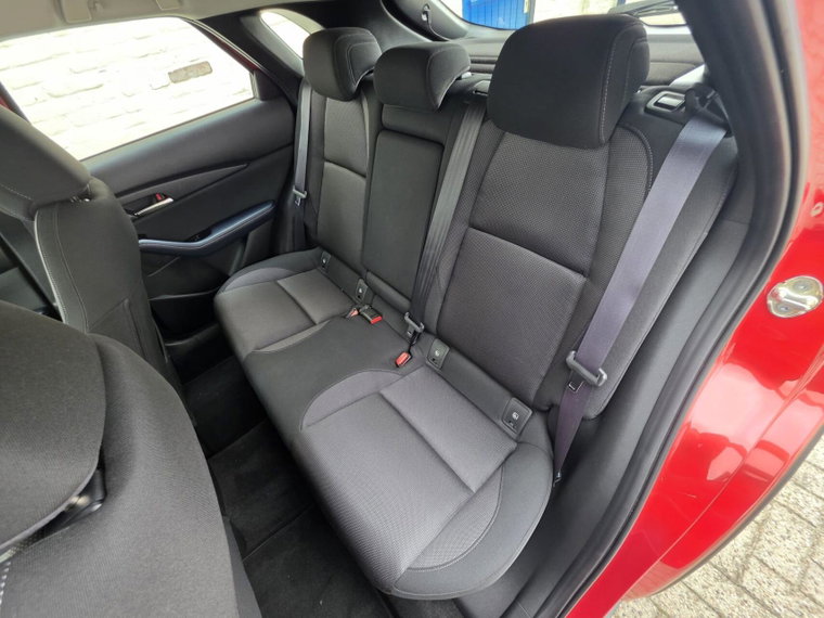 Vehicle Image 28