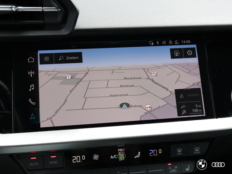 Vehicle Image 36