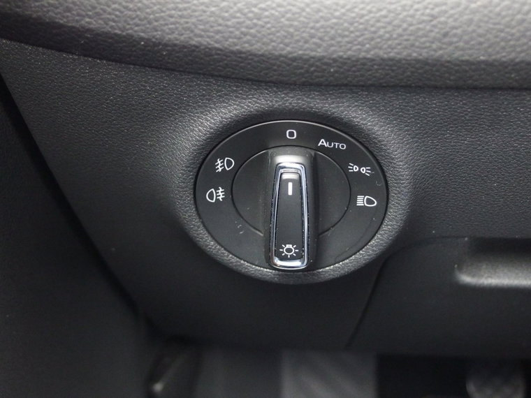 Vehicle Image 40