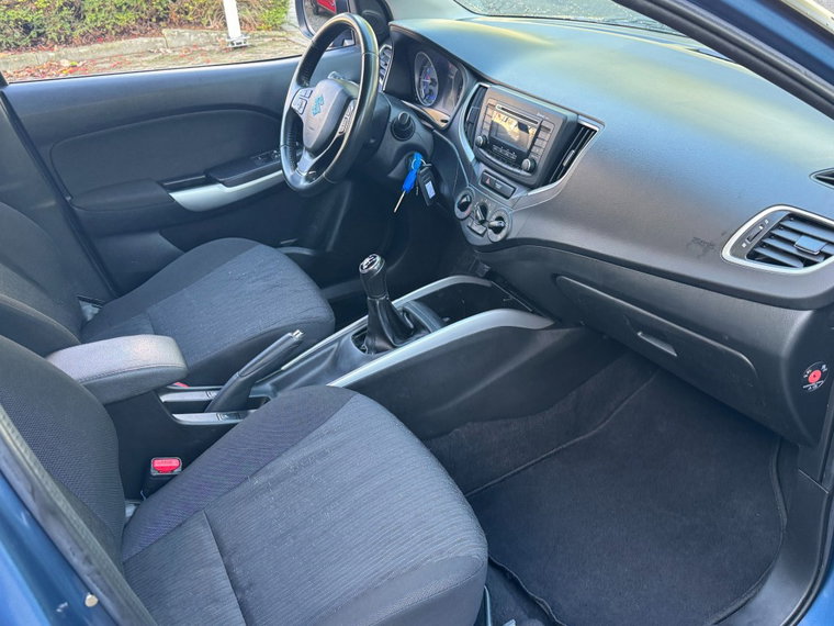Vehicle Image 19