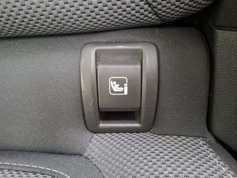 Vehicle Image 27
