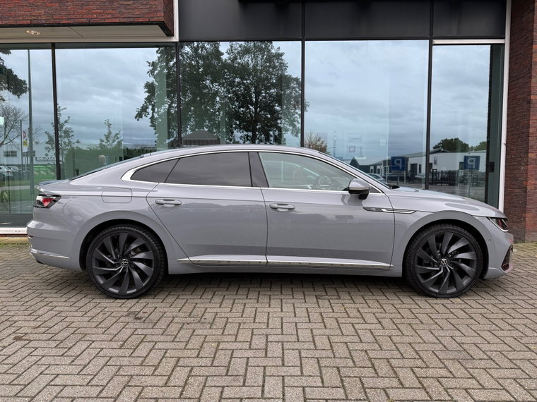 Vehicle Image 24