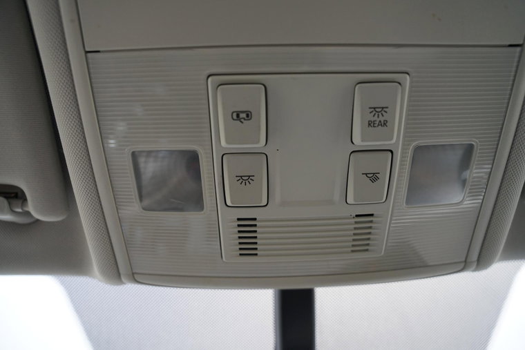 Vehicle Image 38