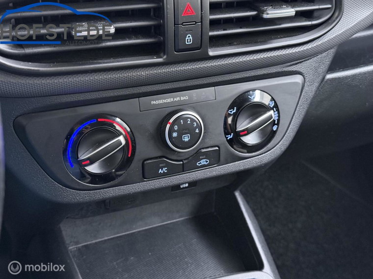 Vehicle Image 28