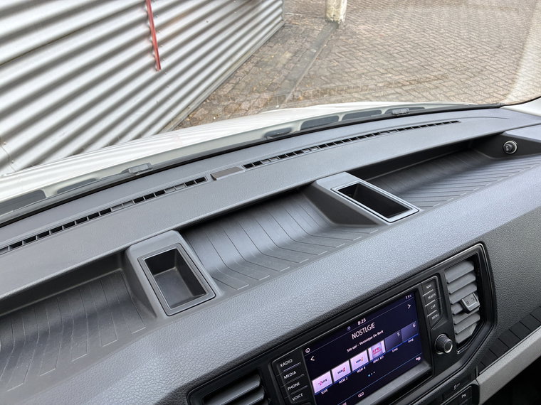 Vehicle Image 28
