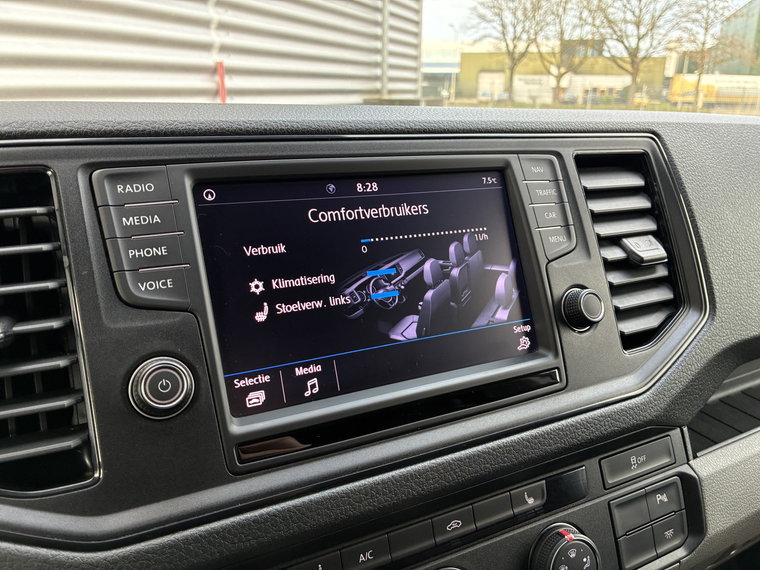 Vehicle Image 35