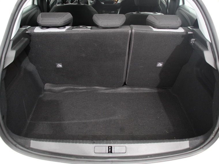 Vehicle Image 33