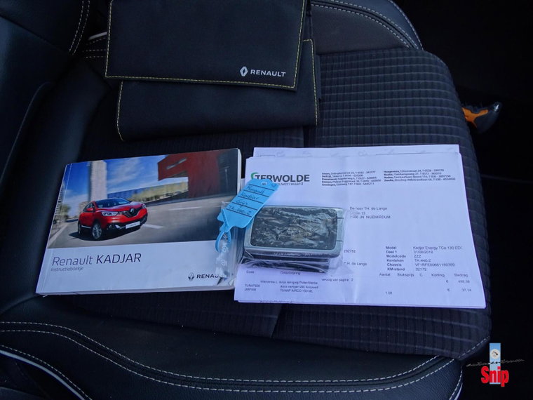Vehicle Image 25