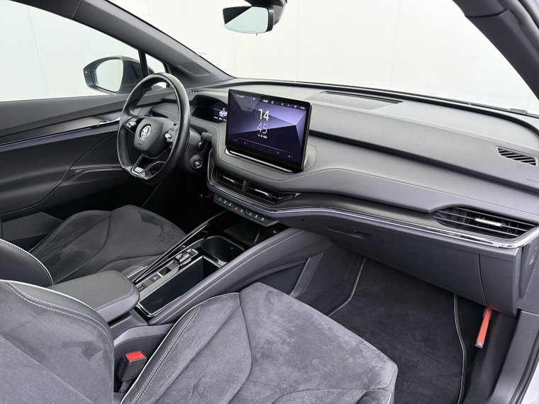Vehicle Image 40