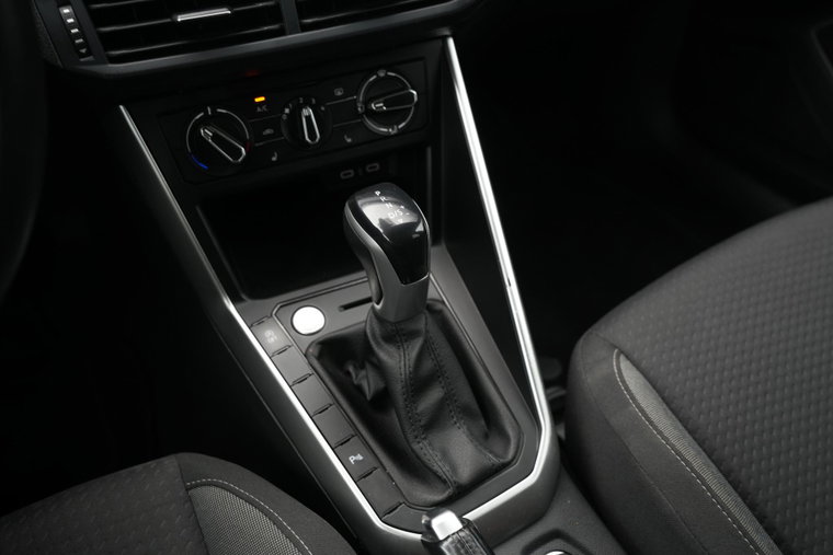 Vehicle Image 24