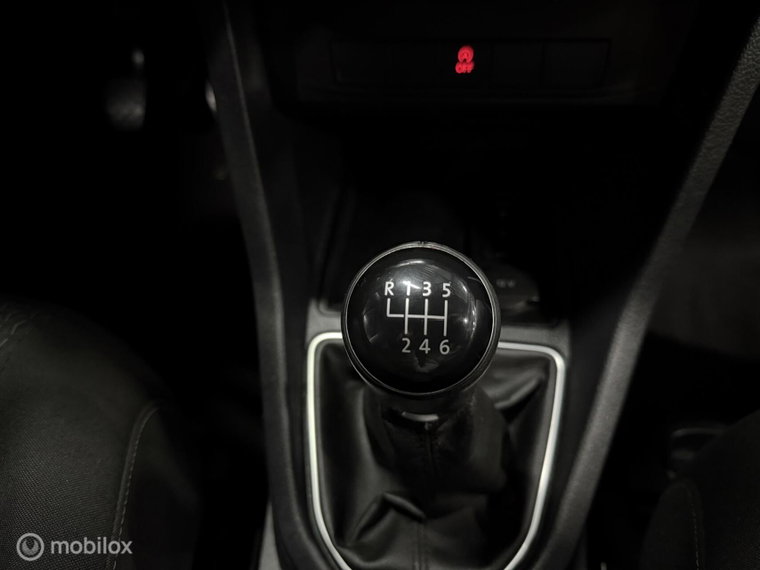 Vehicle Image 33