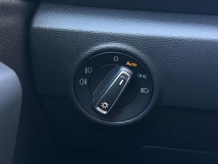 Vehicle Image 42