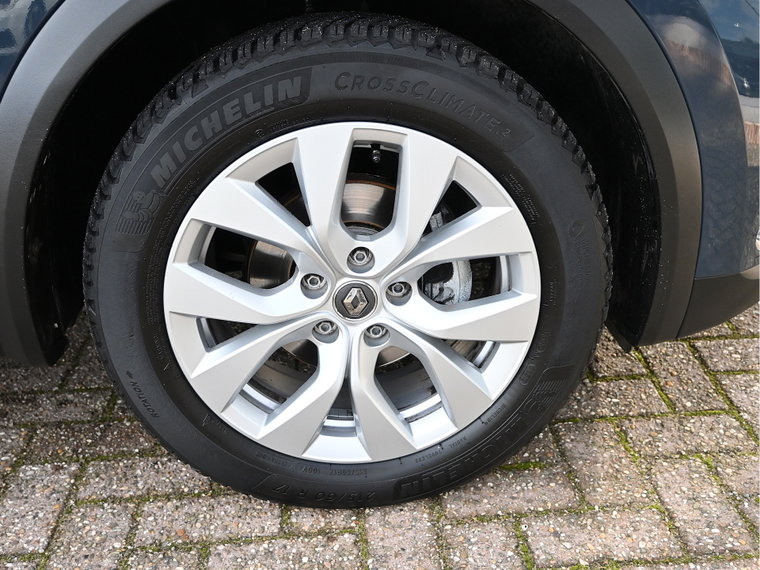 Vehicle Image 38