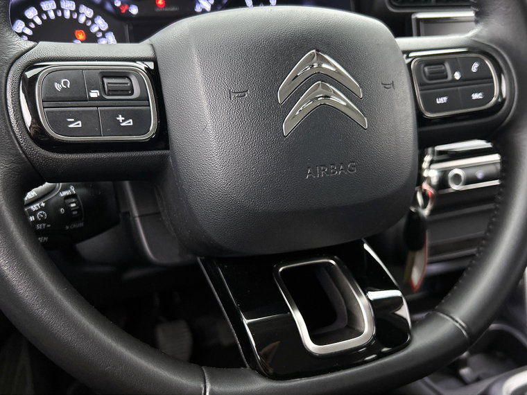 Vehicle Image 33