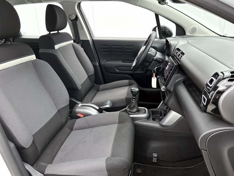 Vehicle Image 36