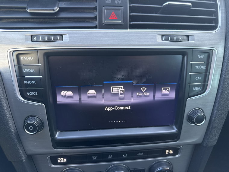 Vehicle Image 23