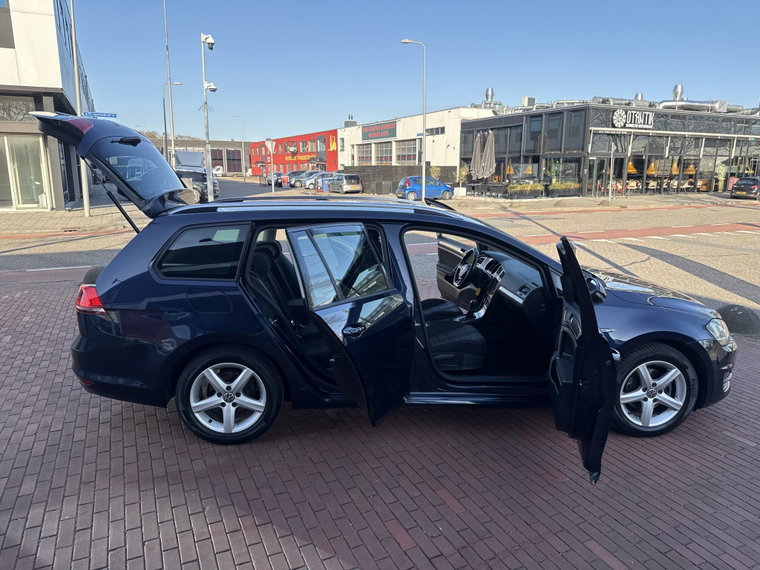 Vehicle Image 35