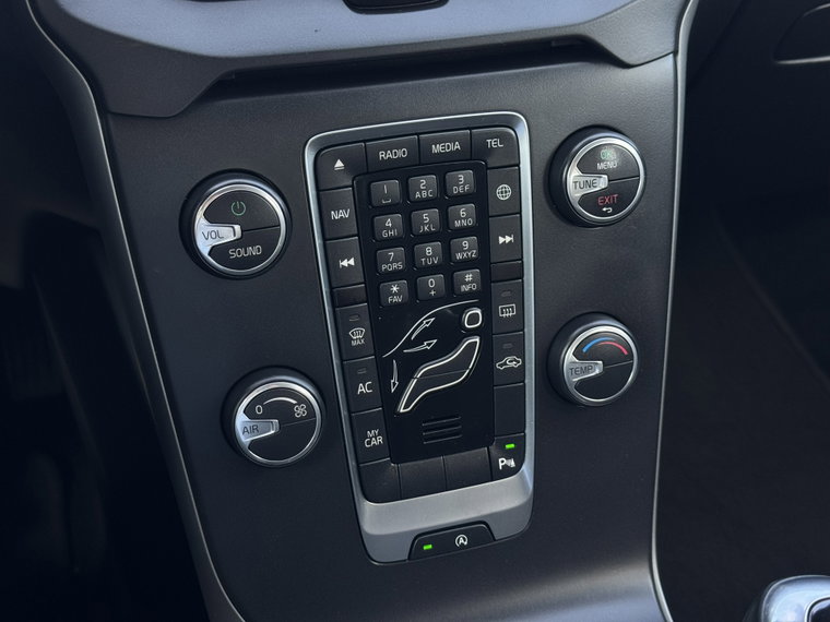 Vehicle Image 27