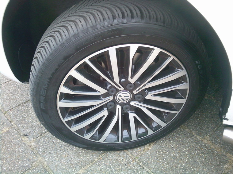 Vehicle Image 19
