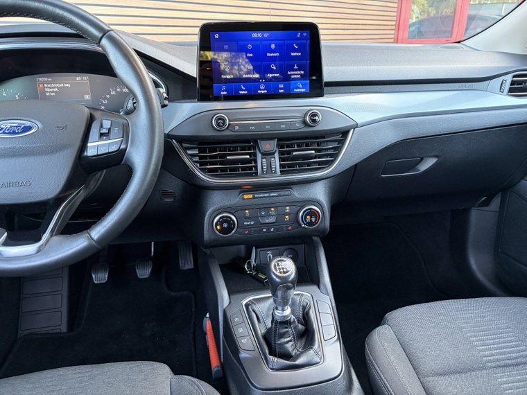 Vehicle Image 31