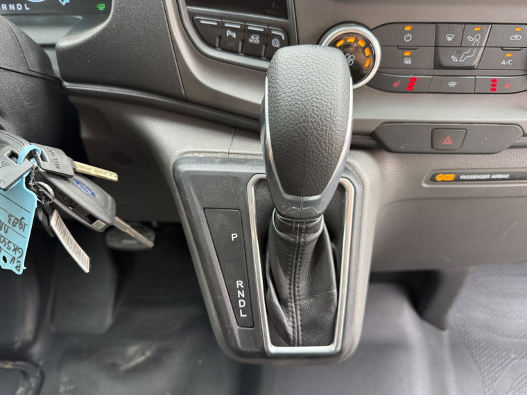 Vehicle Image 23