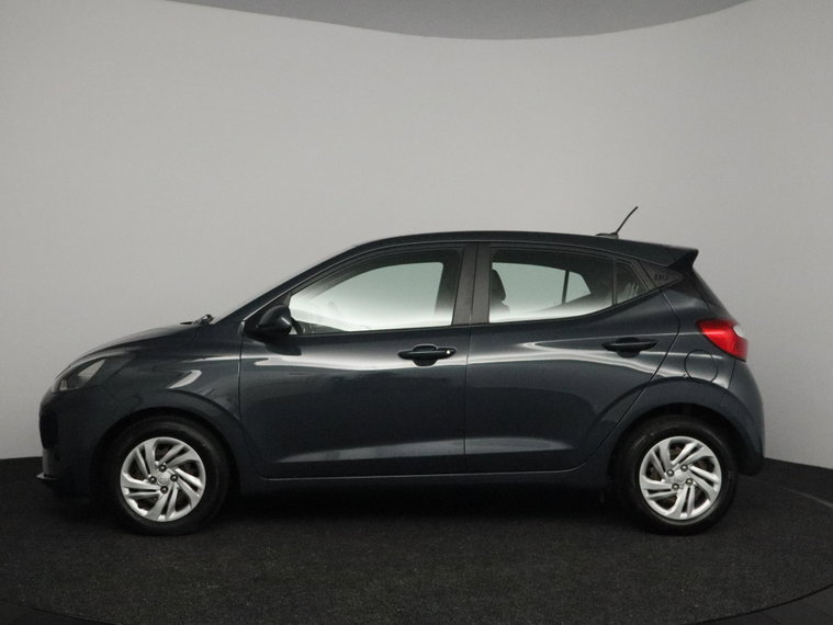 Vehicle Image 12
