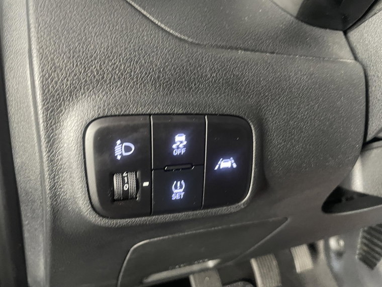 Vehicle Image 29