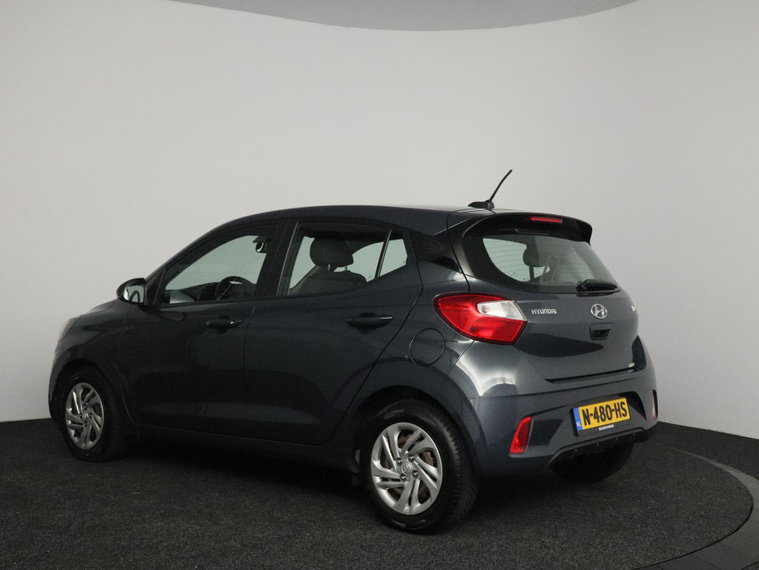Vehicle Image 11